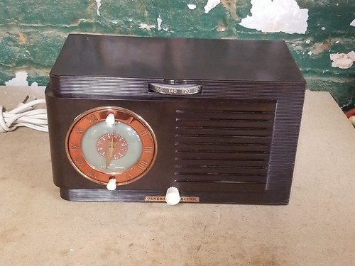Model 1947 clock - ge,